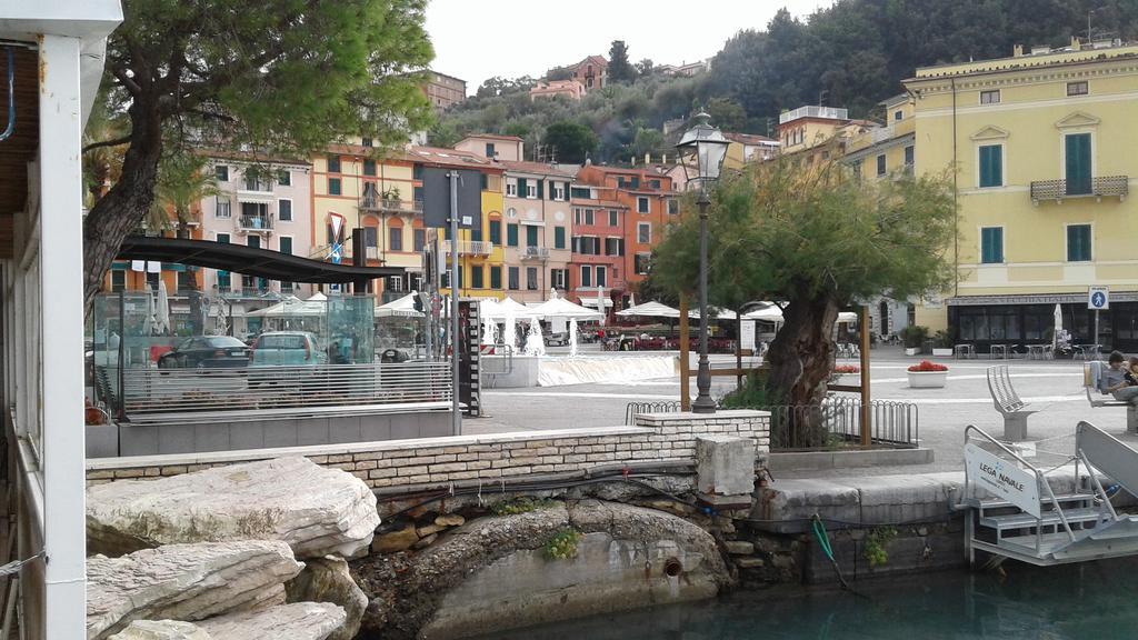 Casa A Lerici Nell'Antico Borgo Villa Exterior photo